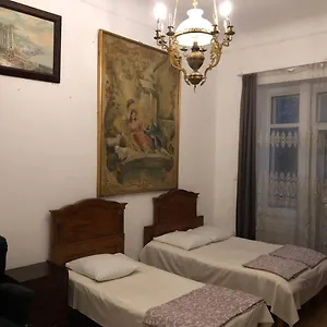 Gutsa Artists Mini-hotel 4*, Tbilisi Georgia